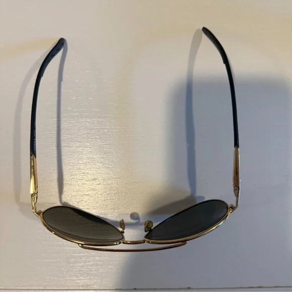 Costa 380G Wingman Polarized Sunglasses Unisex display picture 2